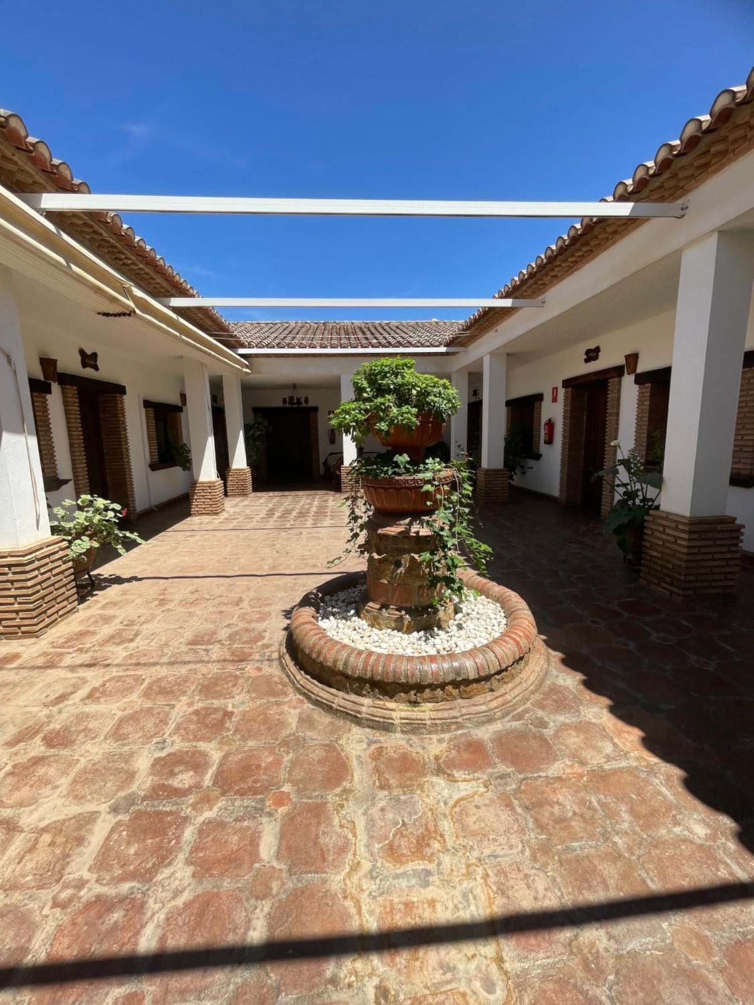 La Hacienda Del Marquesado Hotel Albunan Ngoại thất bức ảnh