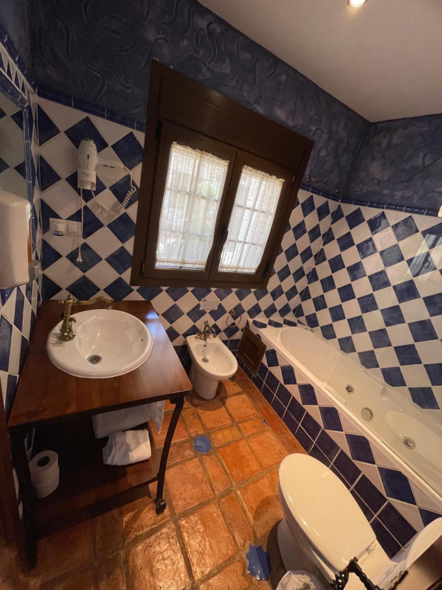 La Hacienda Del Marquesado Hotel Albunan Ngoại thất bức ảnh