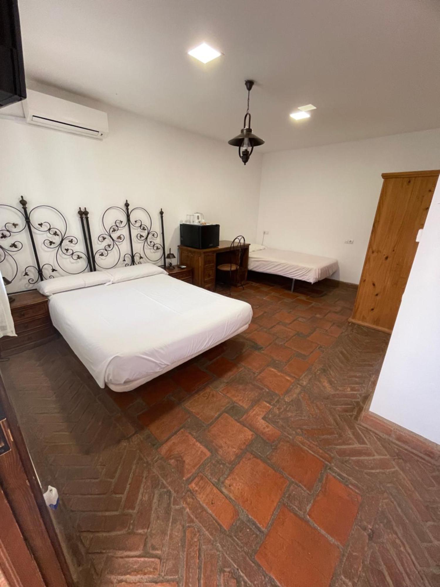La Hacienda Del Marquesado Hotel Albunan Ngoại thất bức ảnh